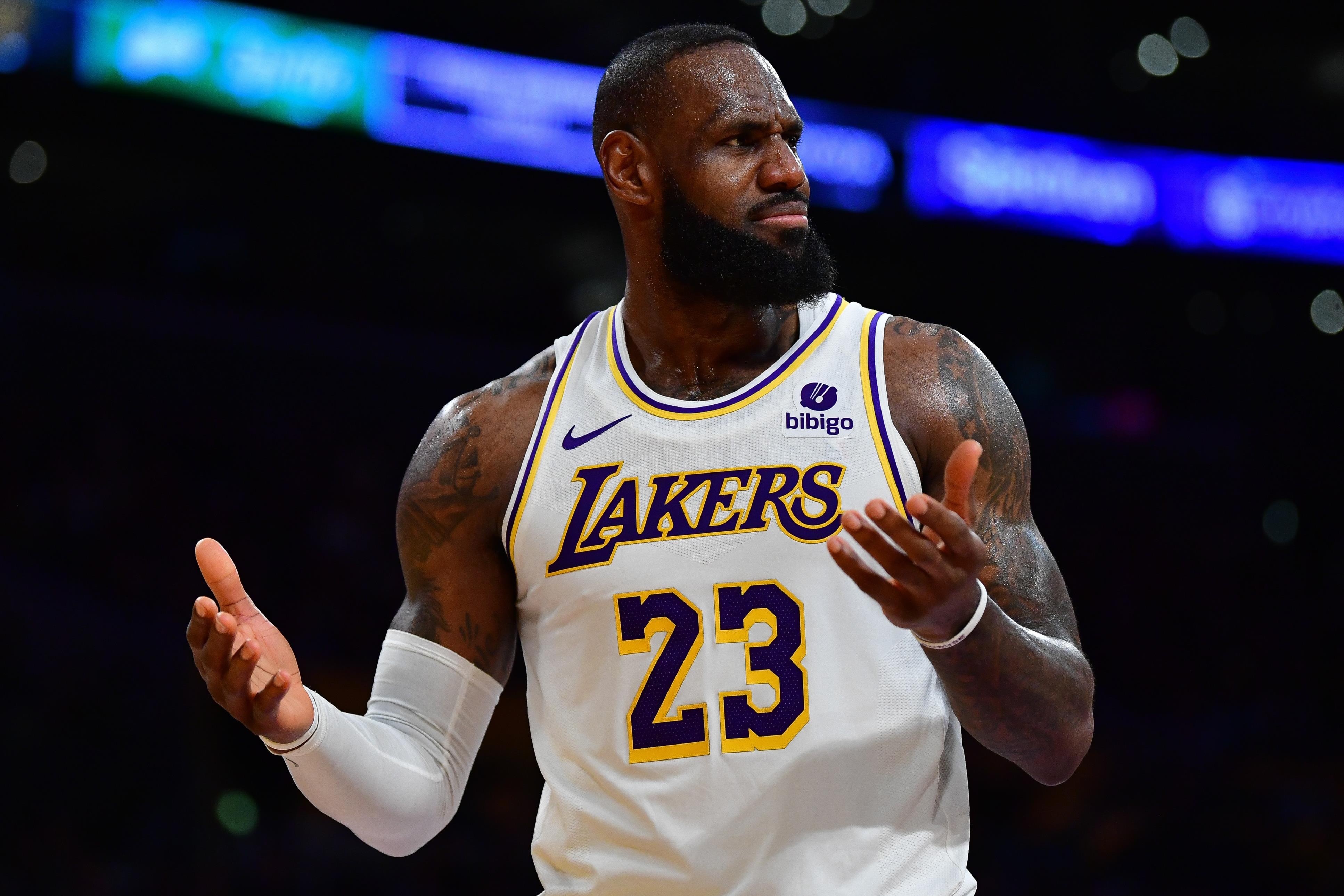 万博体育-包含赛前突围战来临，巴塞罗那围绕NBA常规赛外线爆发，压力陡增，数据趋势出现新变化的词条-万博体育