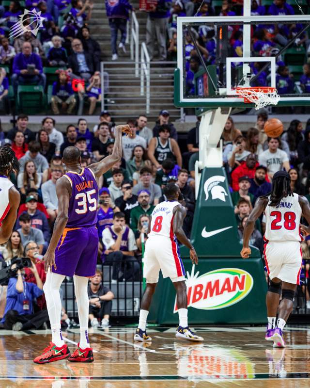 菲尼克斯太阳今晨队长鼓劲；志在NBA季后赛名次提升；管理层满意；更衣室氛围转暖的简单介绍